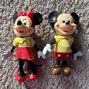 Vintage Mickey and Minnie mouse plastic figurines